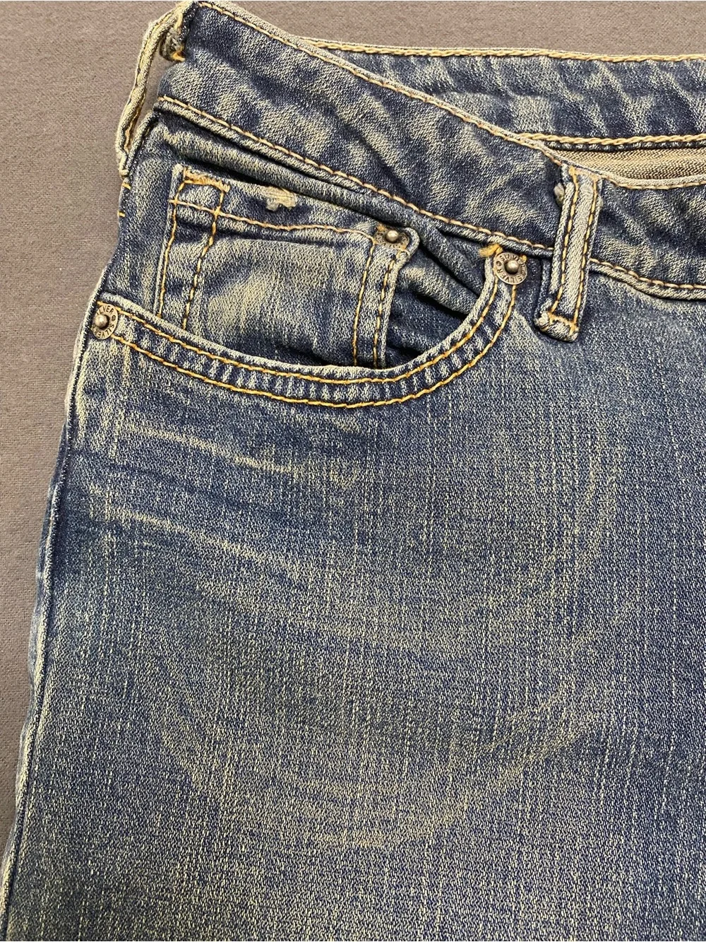 Silver Jeans Light Wash Flare Jeans Medium Wash Bootcut Size 28/35